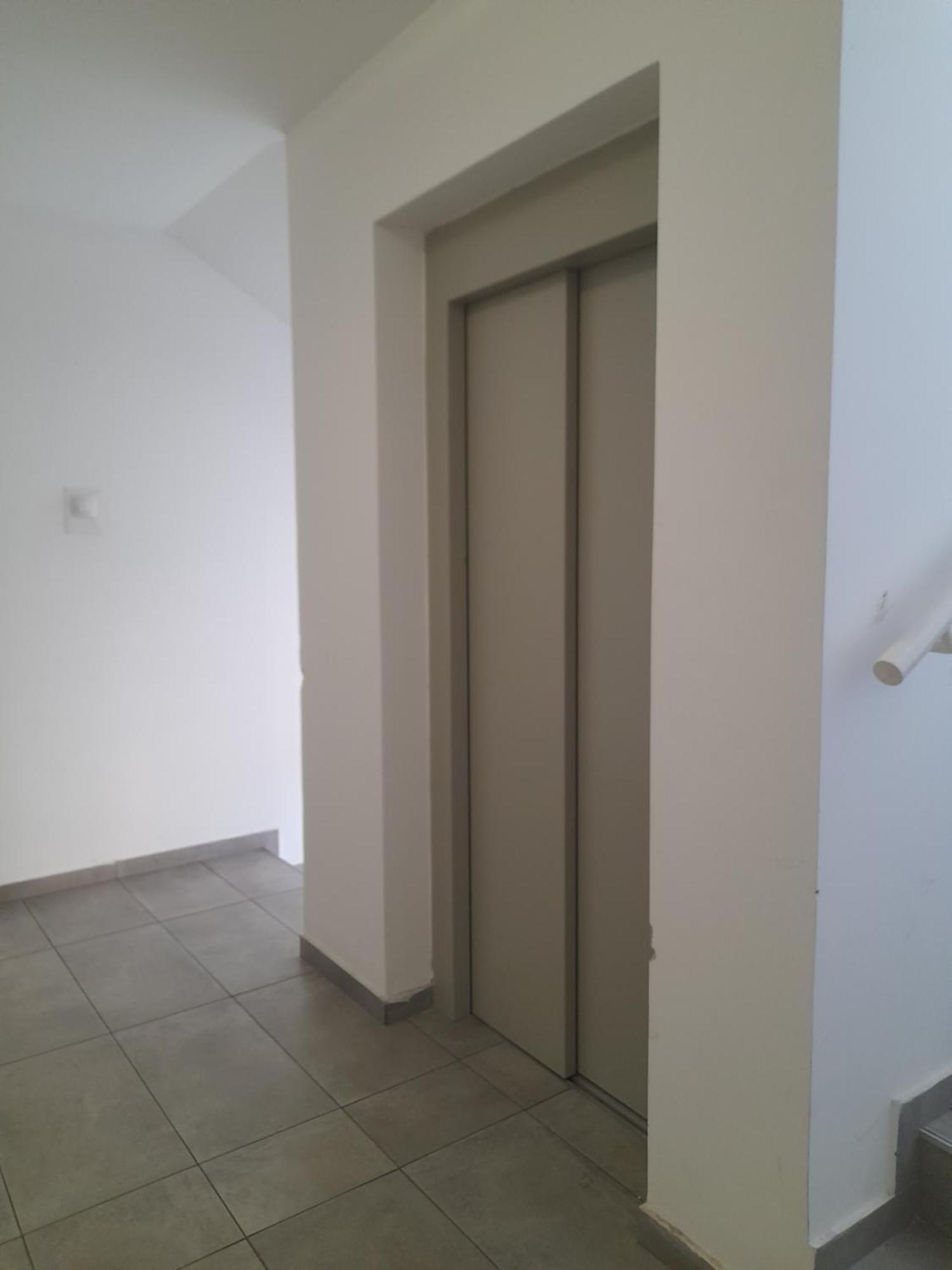 Nikola Ns Apartamento Novi Sad Exterior foto