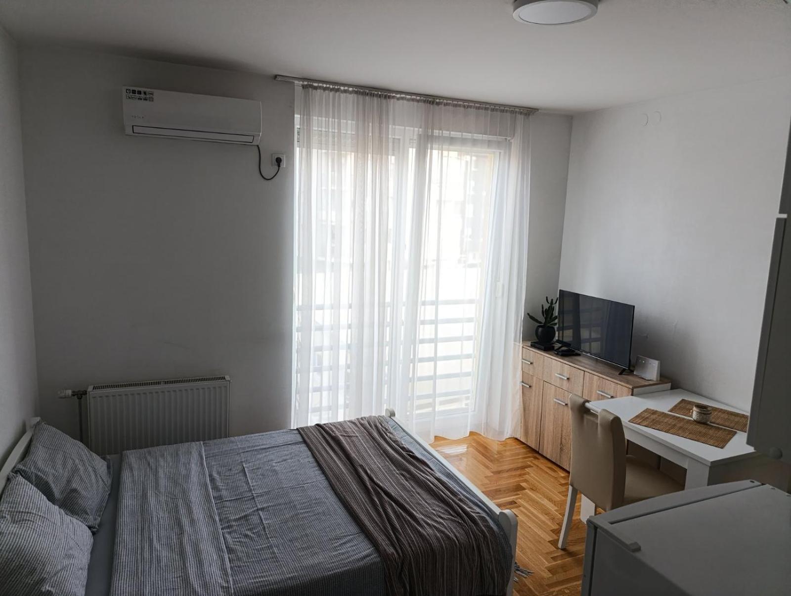 Nikola Ns Apartamento Novi Sad Exterior foto
